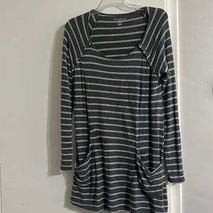Pea in the Pod Nursing Tunic